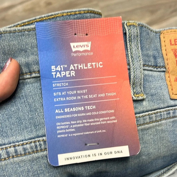 Levi’s Athletic taper big and tall size 48 x 34 Jens NEW NWT - Picture 2 of 10